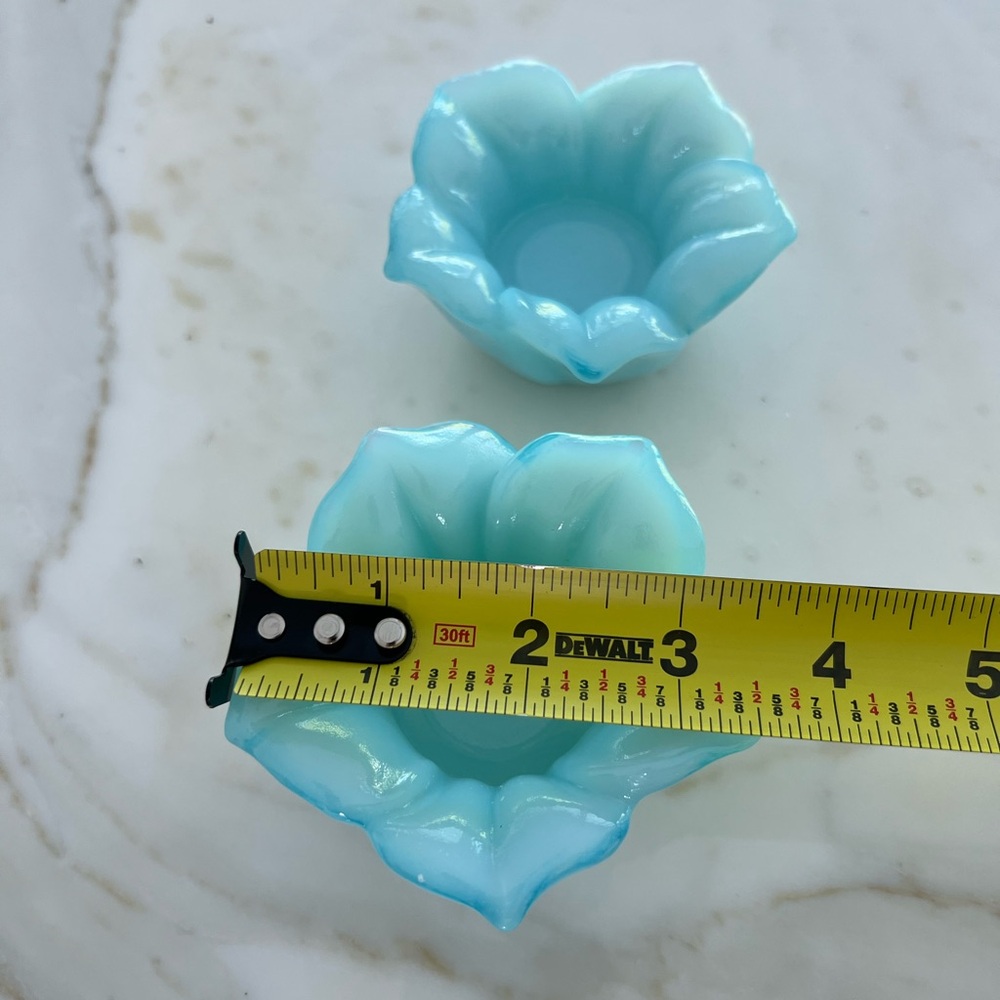 GLASS BLUE VOTIVE SET - Picture 10 of 14